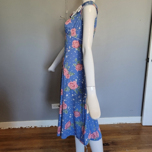 Hell Bunny Vixen Retro Rose Dress, VGUC, Size M - Picture 5 of 8